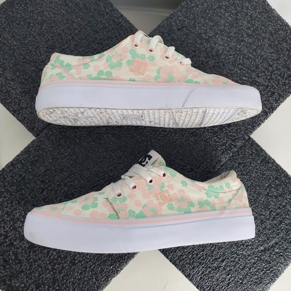 DC Shoes Youth 5 Girl's Trase TX Skate Shoes Floral Design Canvas - Picture 9 of 12